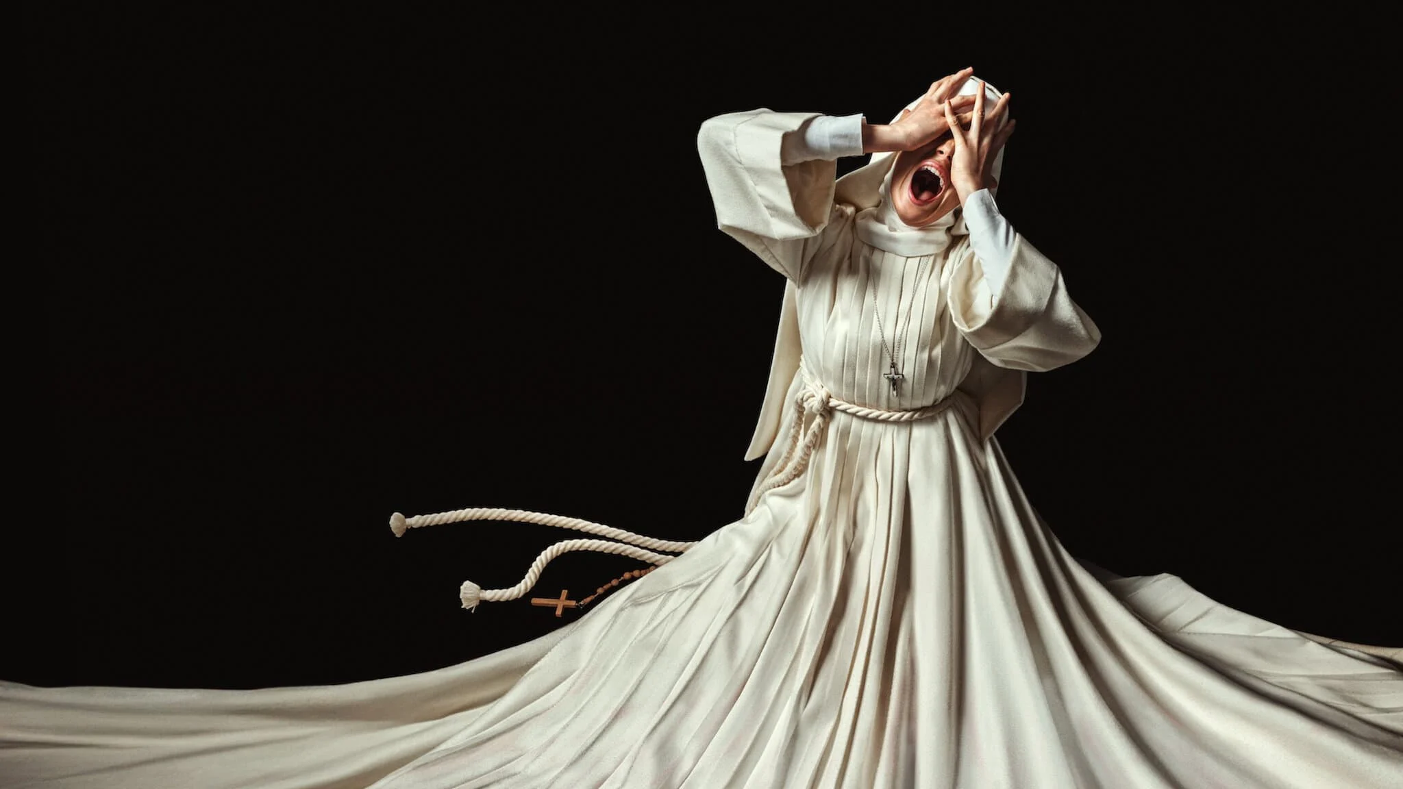 Nữ Tu Tử Thần Full